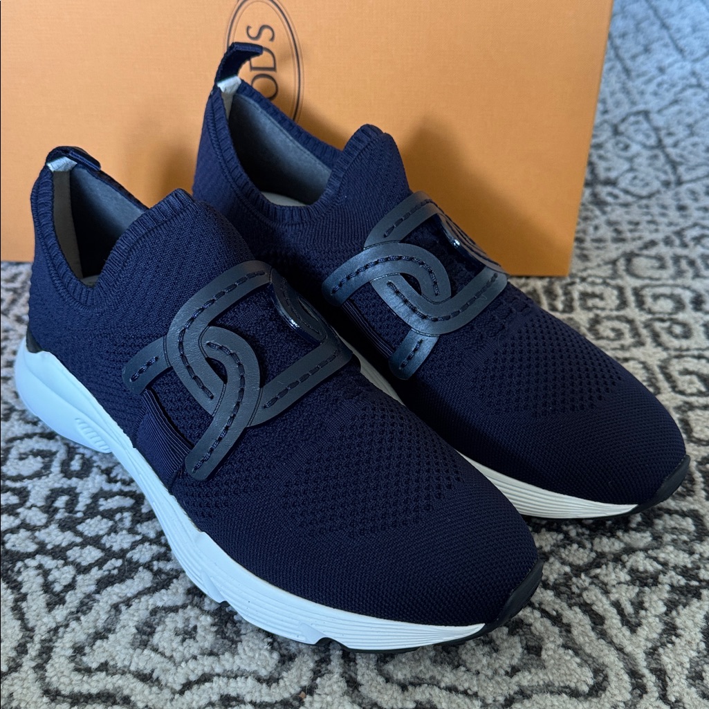 Tod's Slip On Sneakers Size 10